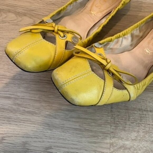 TODS Foldable Yellow Leather Ballet Flats 38/ 8 - Picture 3 of 9